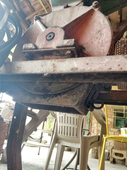 Трифазна чукова фуражомелка