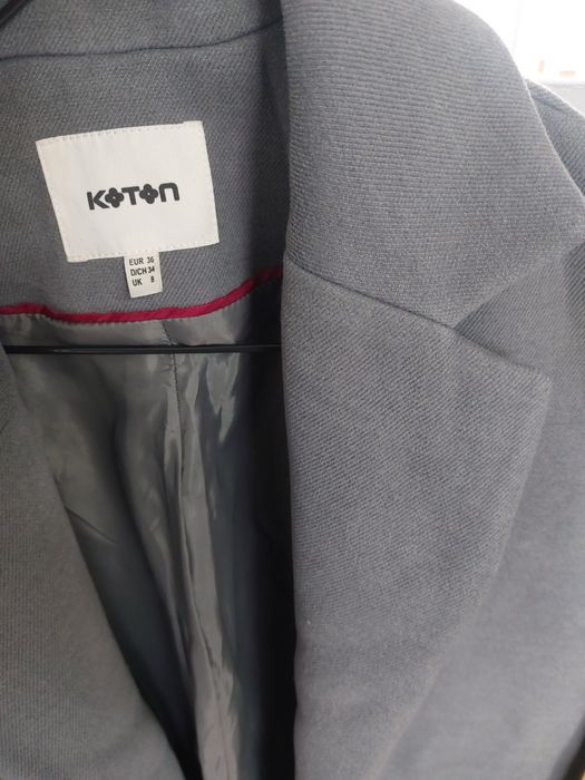 Яке -бежово и палто-сиво