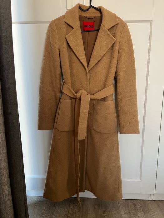 Вълнено палто HUGO