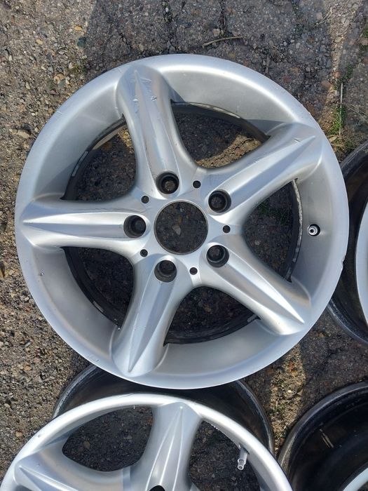 Диски R15 на BMW. Вылет ЕТ25.