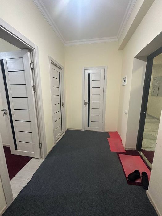 Olmos rezidensda navostroyka sotiladi. 2/2/9