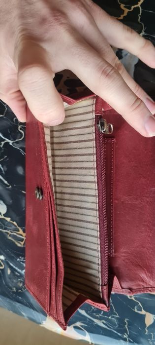 НОВО дамско портмоне 100% ЕСТЕСТВЕНА КОЖА