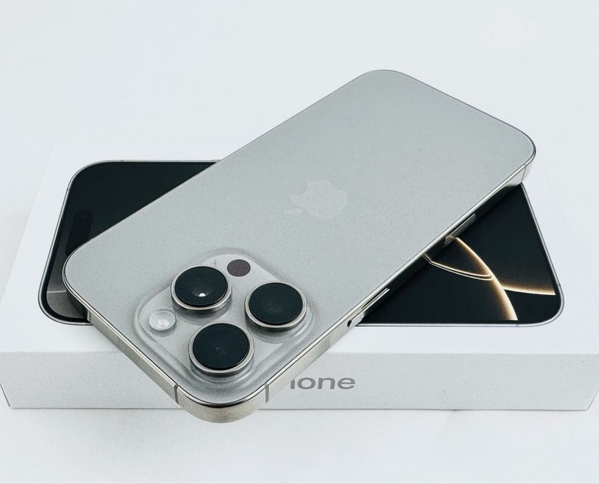 КАТО НОВ! Apple iPhone 16 Pro Max 256GB Natural Titanium Гаранция!