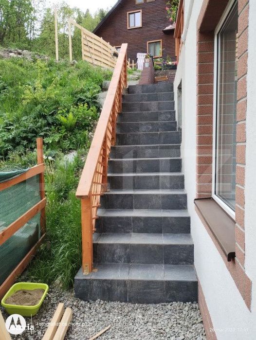 De vanzare pensiune de vis in cadru pitoresc, zona Moieciu de Sus