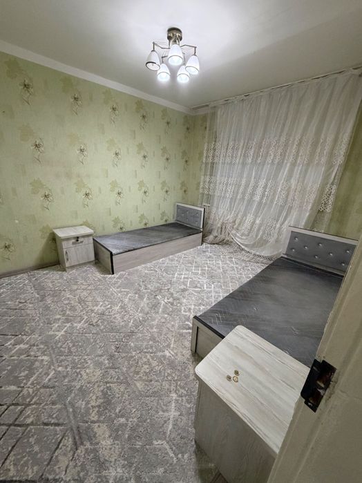 4-х комнатная квартира на юнусабад-18 (локация идеальная)