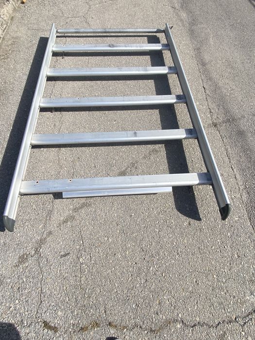 Багажник за коля