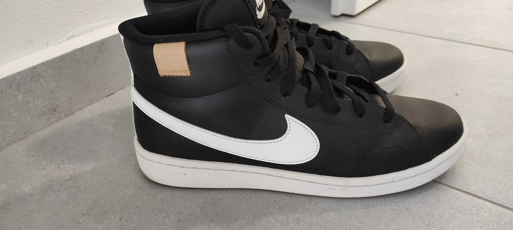Pantofi sport mid-high de piele Nike Court Royale 2