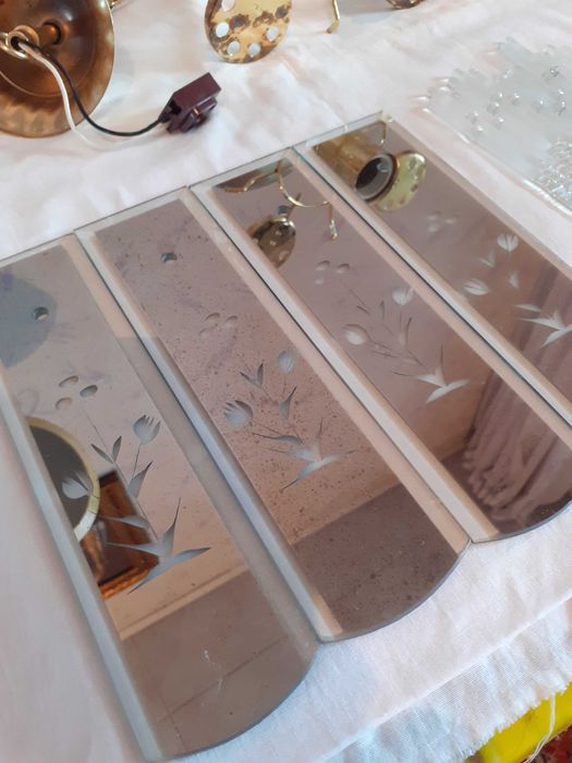 Продам люстру на одну лампочку