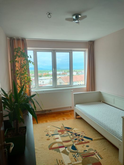 Închiriez apartament 2 camere