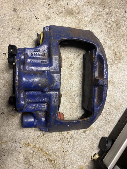 Etriere man mercedes scania