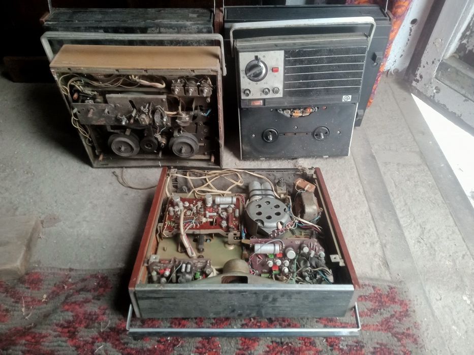 Продам проигрыватель на запчасти