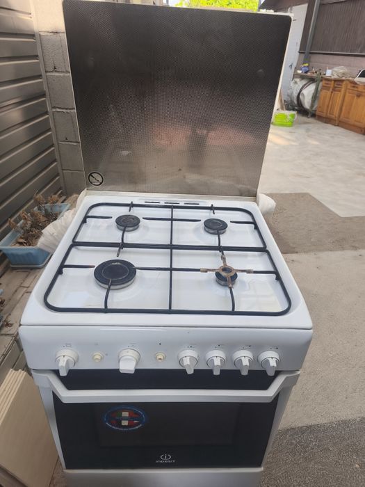 Газовая плита indesit