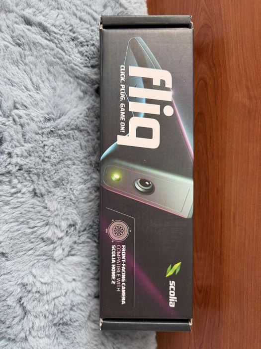 FLIQ SCOLIA front-facing camera