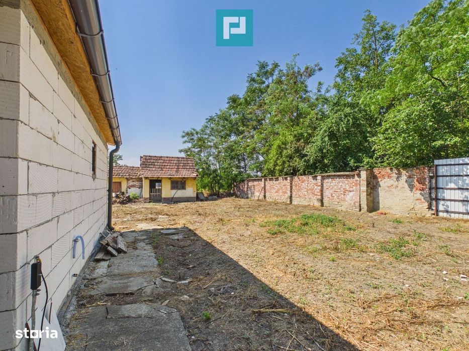 Casă renovată cu 3 camere în Battonya