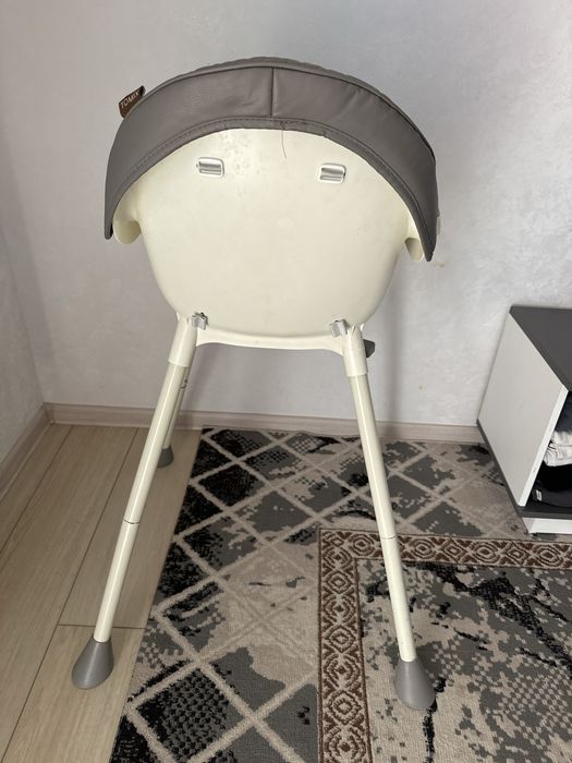 Продам детский стульчик для кормления