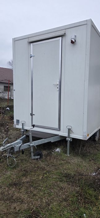 Vând rulotă fast food