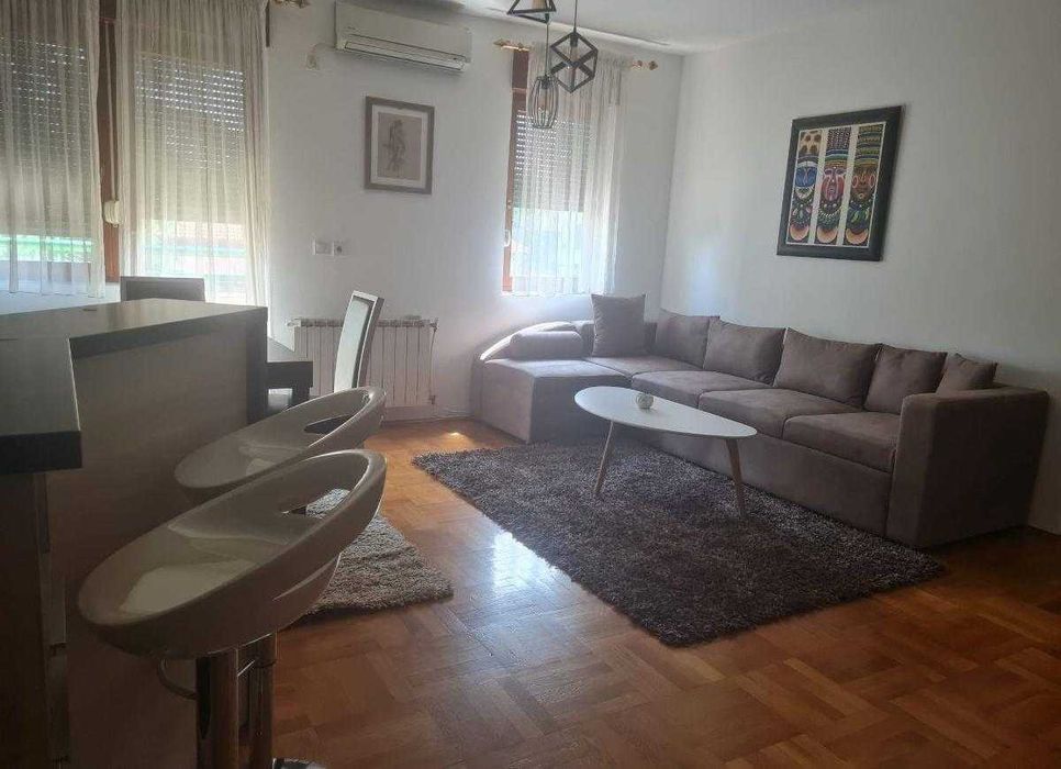 Продава се Тристаен апартамент в Пловдив, Каменица 1 - 79 кв.м за 1251 €/кв.м - Снимка #4