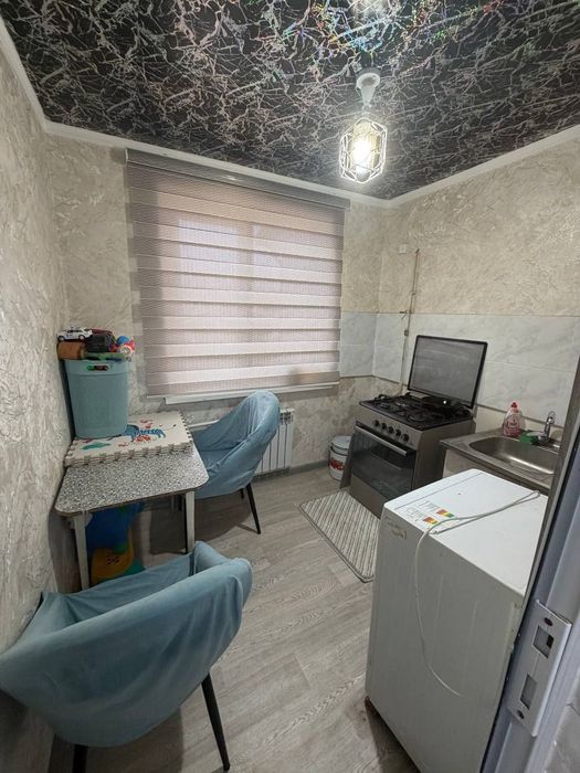 Сдается 1 ком кв в Чирчике 3 мкн 4 этаж не долеко от дороги