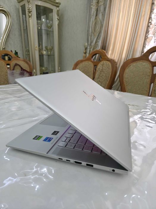 HP ENVY 16 | i7-13700H | RTX 4060 | 32GB | 2TB | IDEAL