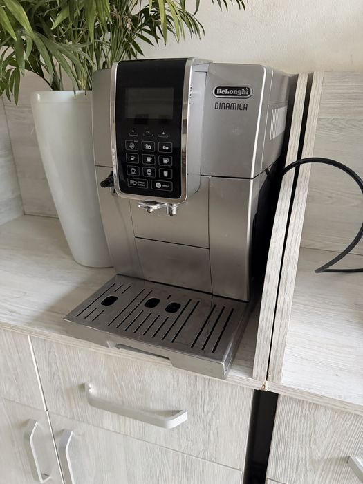 Delefhi кофе машинка самая фулл все кофе