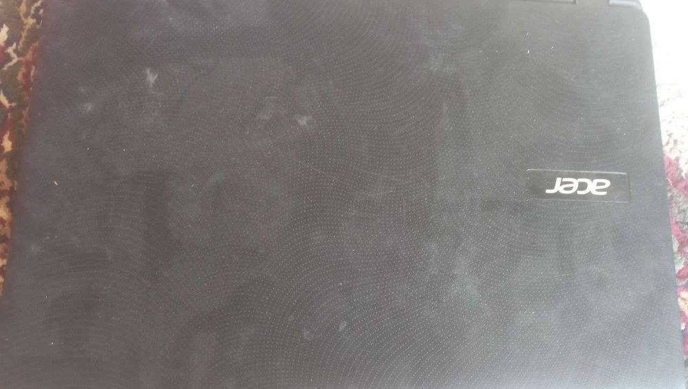 noutbouk acer sotiladi arzon