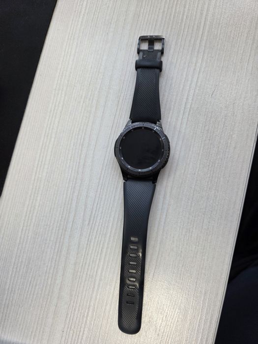 Продам часы Samsung Gear S3 Frontier