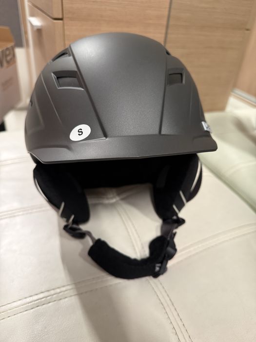 Нова каска за ски UVEX Sioux, размер S 54-56 см