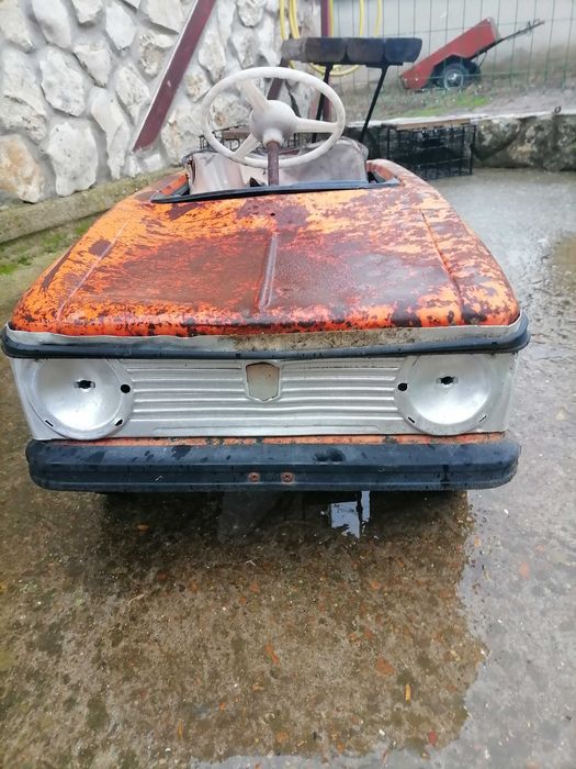 Ретро москвич с педали