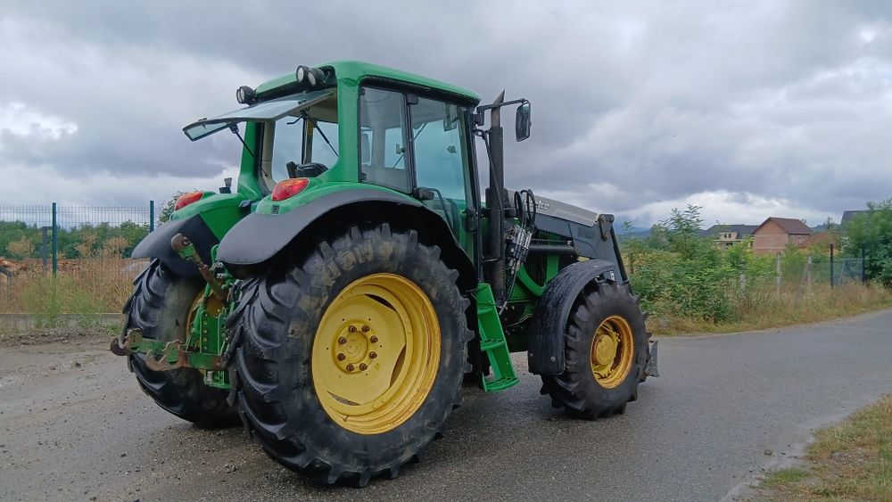 Tractor John Deer 6520 cu incarcator anul 2006