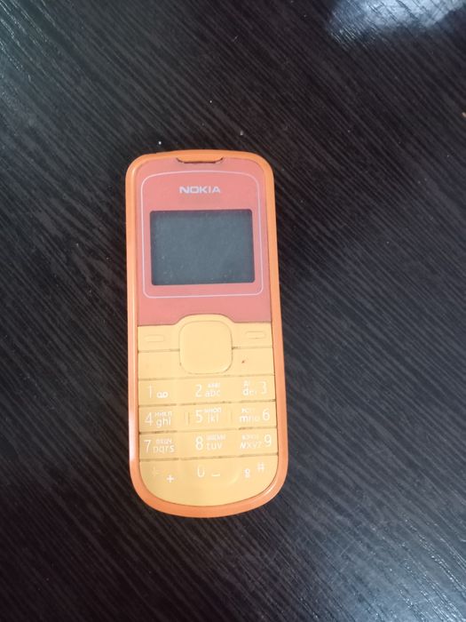 Продам сотовый телефон