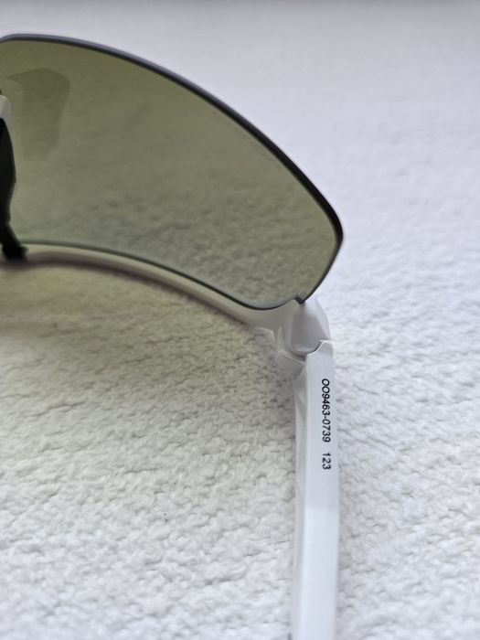 Слънчеви очила  Oakley Sutro Lite – [Sky Blue / White]
