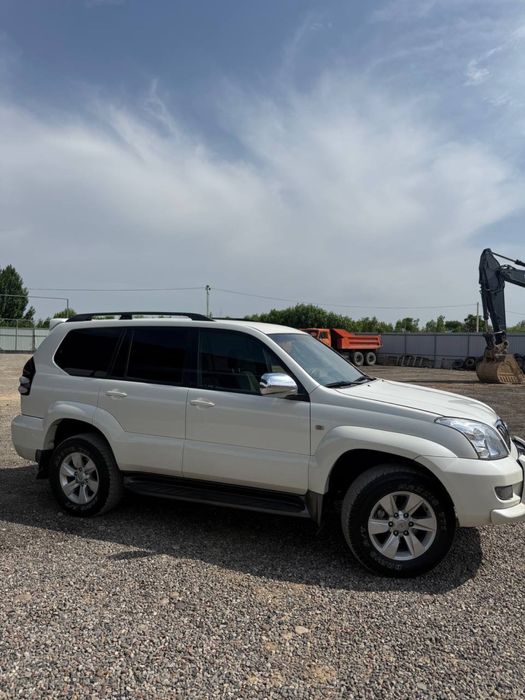 Prado 2009 состаянияси яхши 65 л пропани бор
