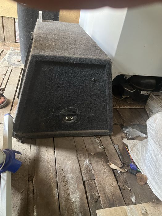 продам саббуфер