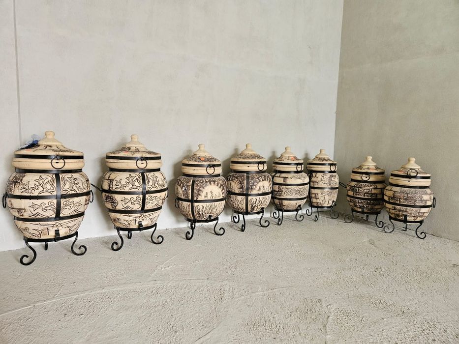 Tandâr, tandir, tandar, tandoor și accesorii