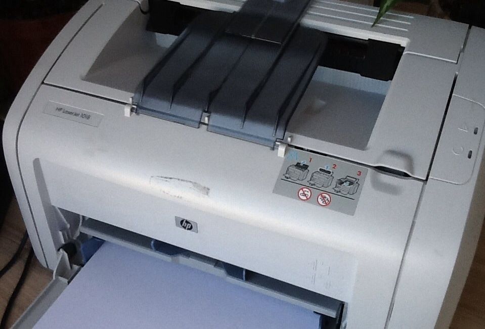 HP LaserJet 1018 ,1020 принтер