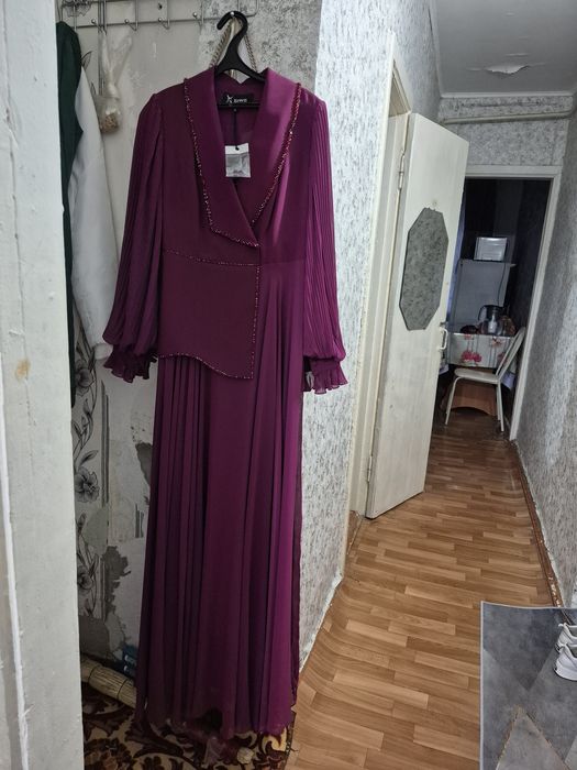Продам платье вечерное