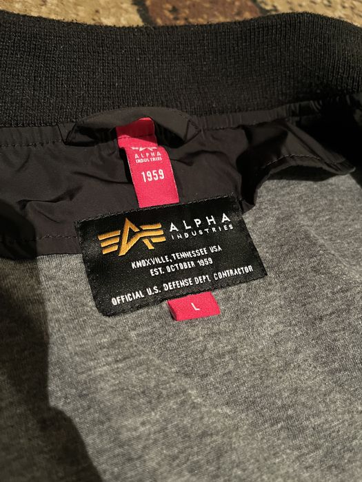 Бомбер Alpha Industries