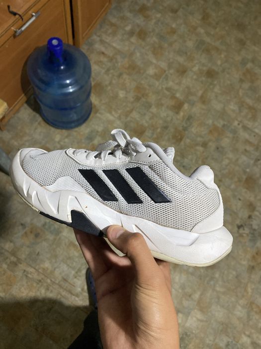 Adidas женский 38 размер