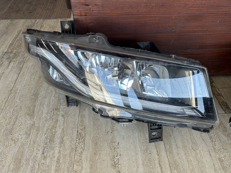 Set faruri  Iveco Stralis Sway
