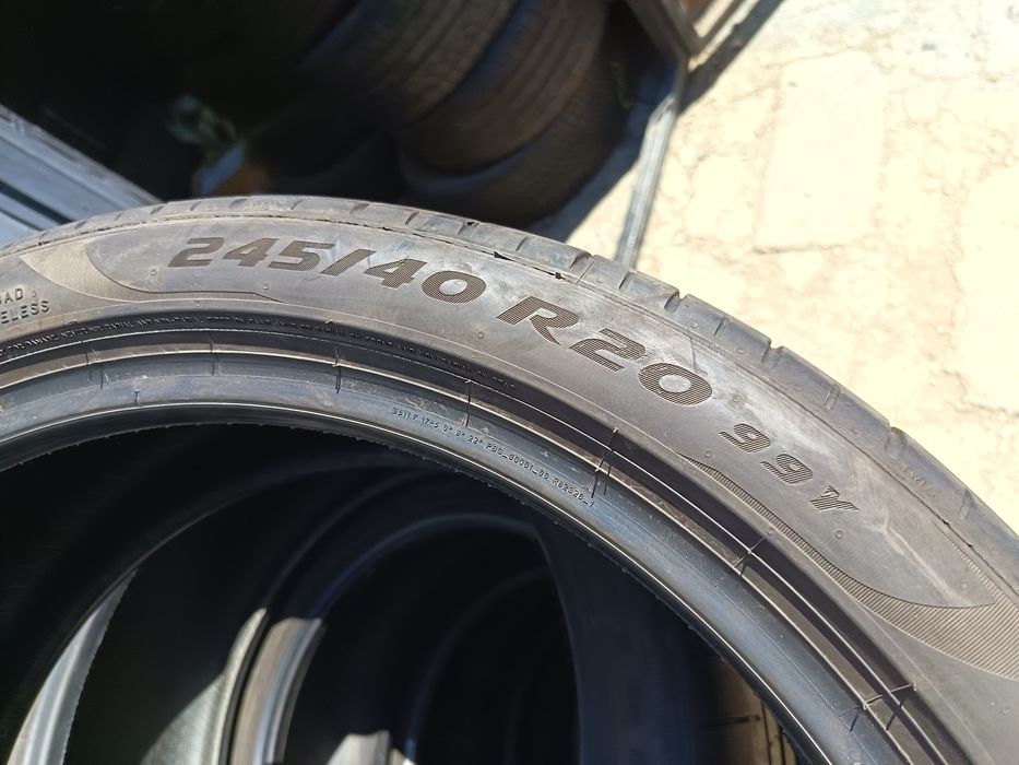 Anvelope vara 245 40 20 și 275 35 20 pirelli 5-6mm