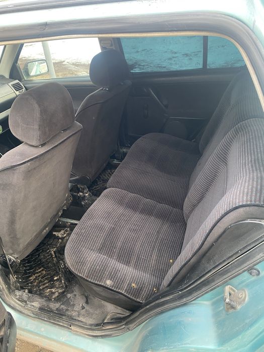 Продам срочно гольф 3