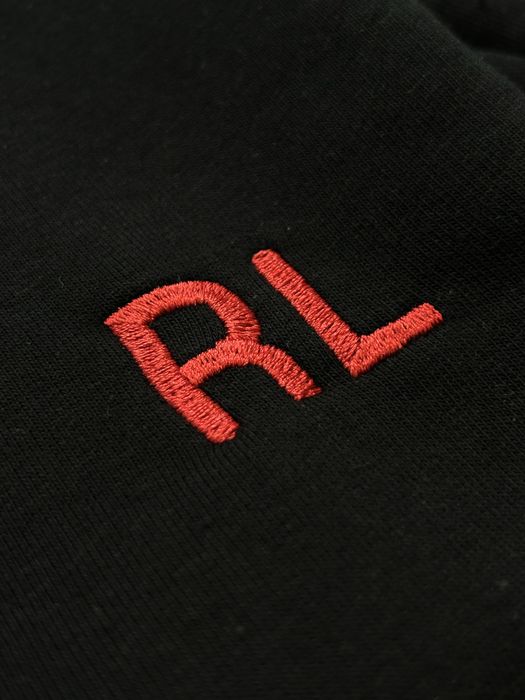 Дамска блуза в черен цвят