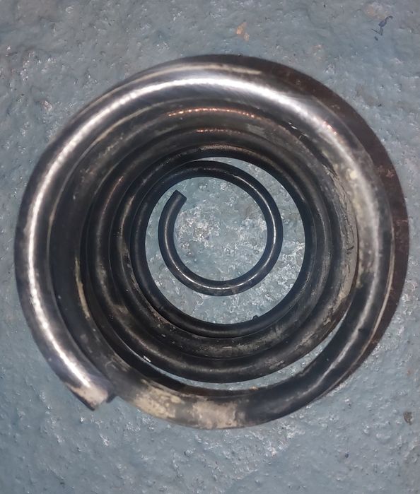 Arc spiral punte față Ford Focus 3