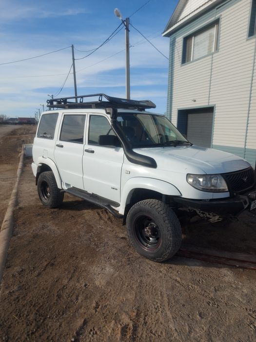 Уаз патриот уселенный