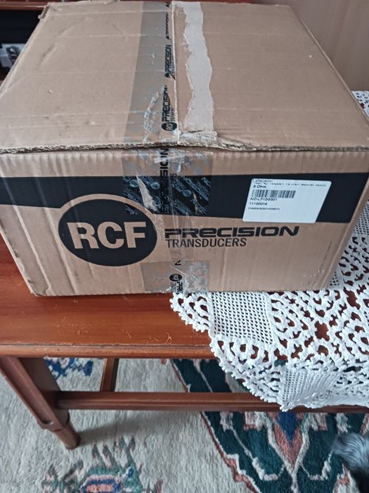 Difuzoare Rcf 12 noi în cutie 200 vati