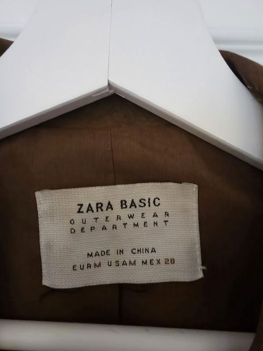Geaca piele intoarsa Zara