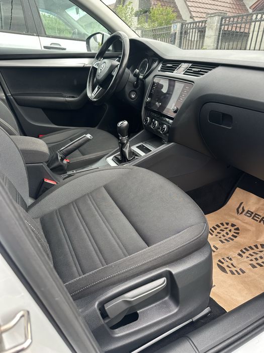 Skoda Octavia 3 / Facelift / 2020 / Euro 6 / Carplay