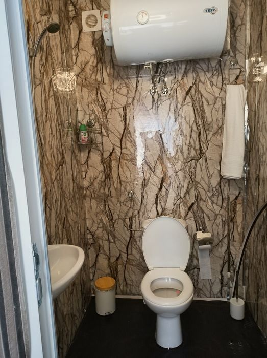 Продавам  къща село Смирненски