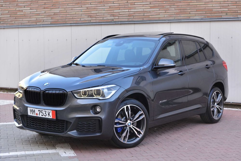 BMW X1 / M-PAKET / Automat / Harman Kardon / Keyless / Panoramic