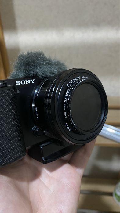 Sony E 16-50mm f/3.5-5.6